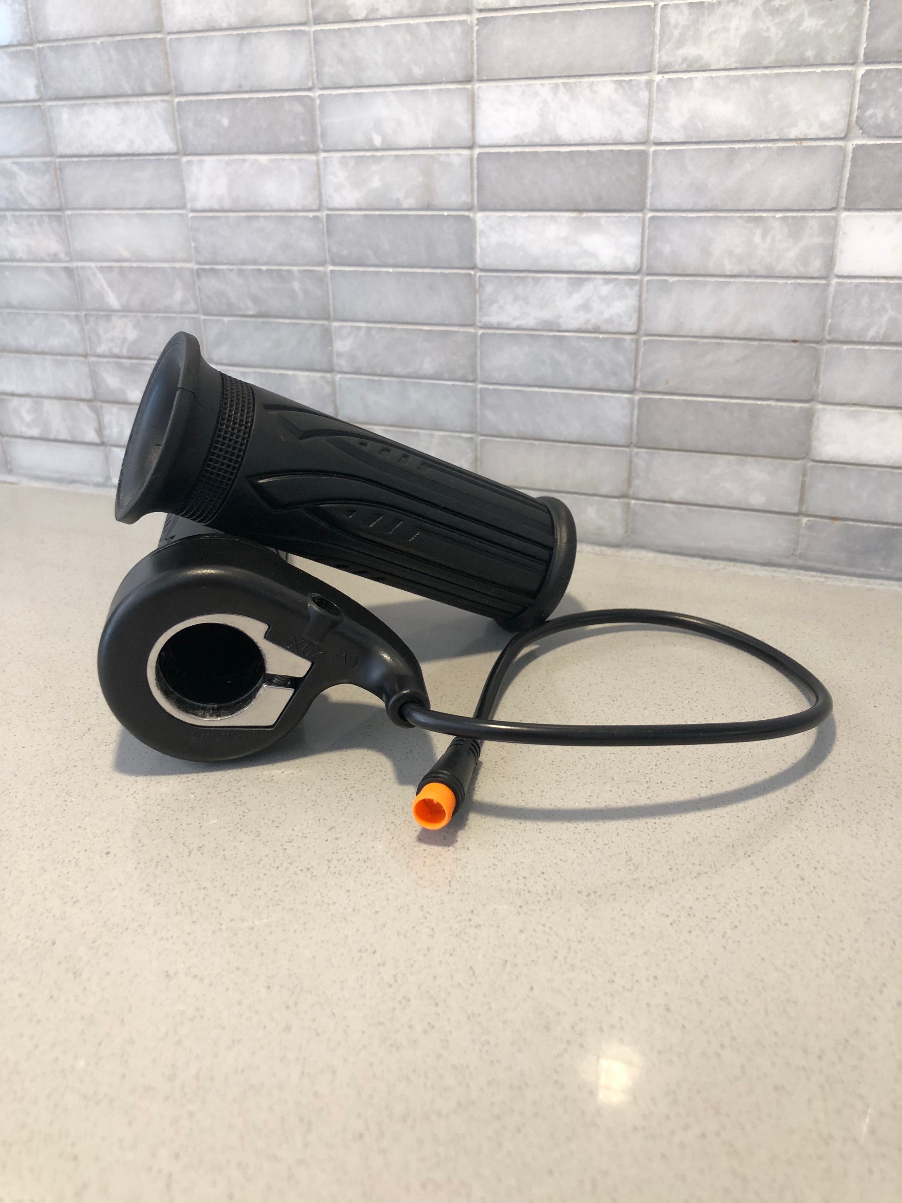 RadRunner Full Twist Throttle (plug-and-play)